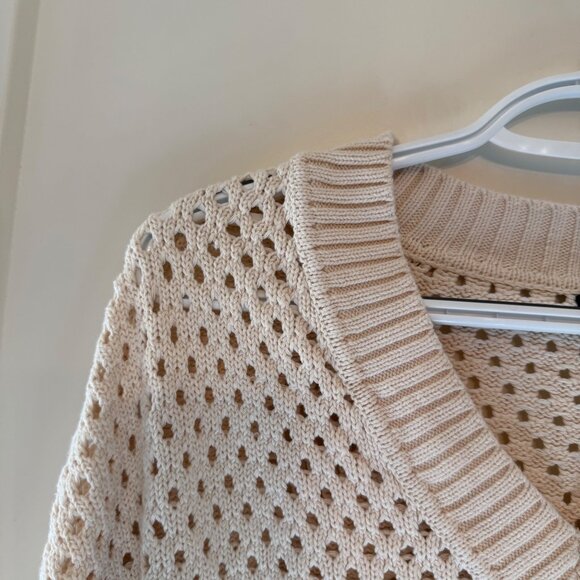 Dynamite P/S Open-Knit V-Neck Cropped Sweater Beige 100% Cotton Long Sleeve - Picture 3 of 9